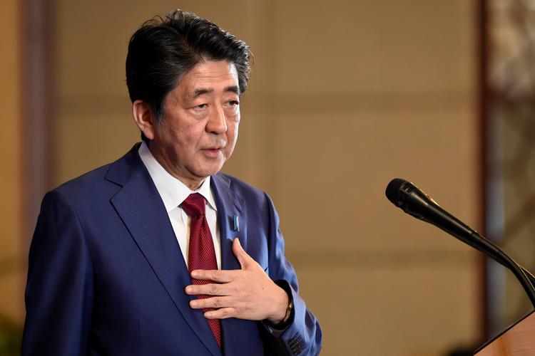 为拒绝对反对党提出的不信任案进行表决，安倍可能提前解散国会。自民党有获胜的把握吗「日本国会众议院解散了吗」 玻璃